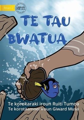 Catching Tiny Reef Fish - Te tau Bwatua (Te Kiribati) by Tomoa, Ruiti