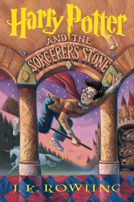 Harry Potter and the Sorcerer's Stone: Volume 1 by Rowling, J. K.